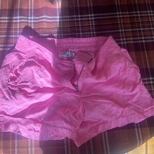 Vineyard Vines Pink Women's Shorts